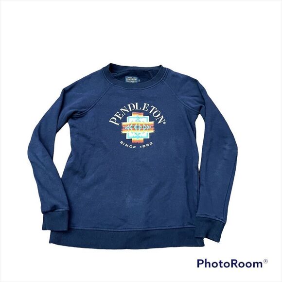 Pendleton Sweaters - Pendleton navy blue sweater